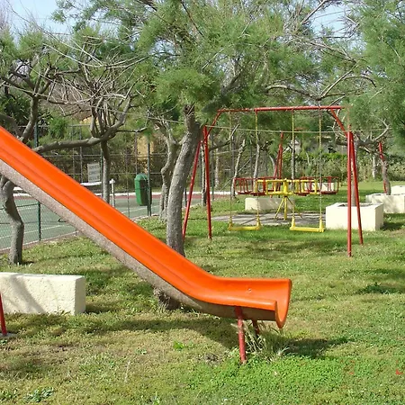 Ξενοδοχείο Golden Sands 3*